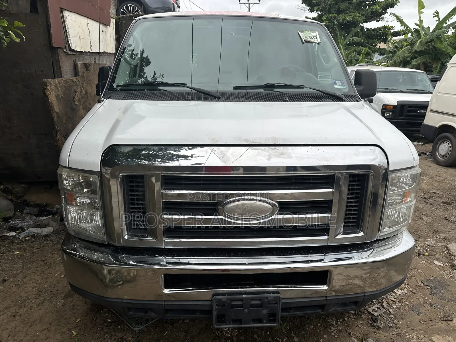 Ford E250 2014 White