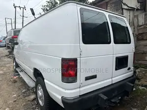 Ford E250 2014 White