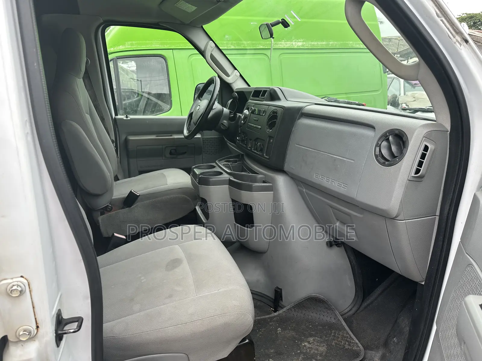 Ford E250 2013 White
