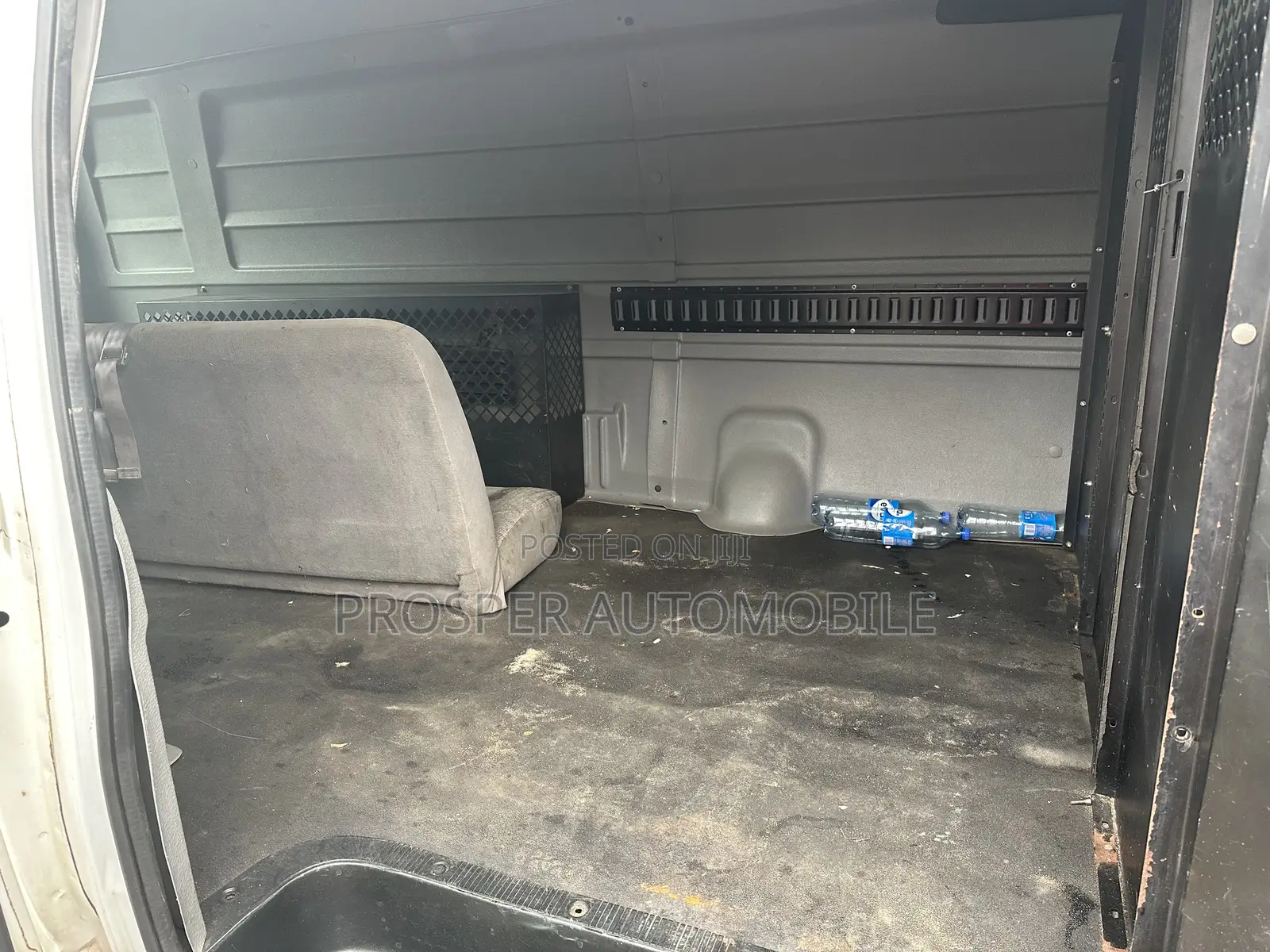 Ford E250 2013 White