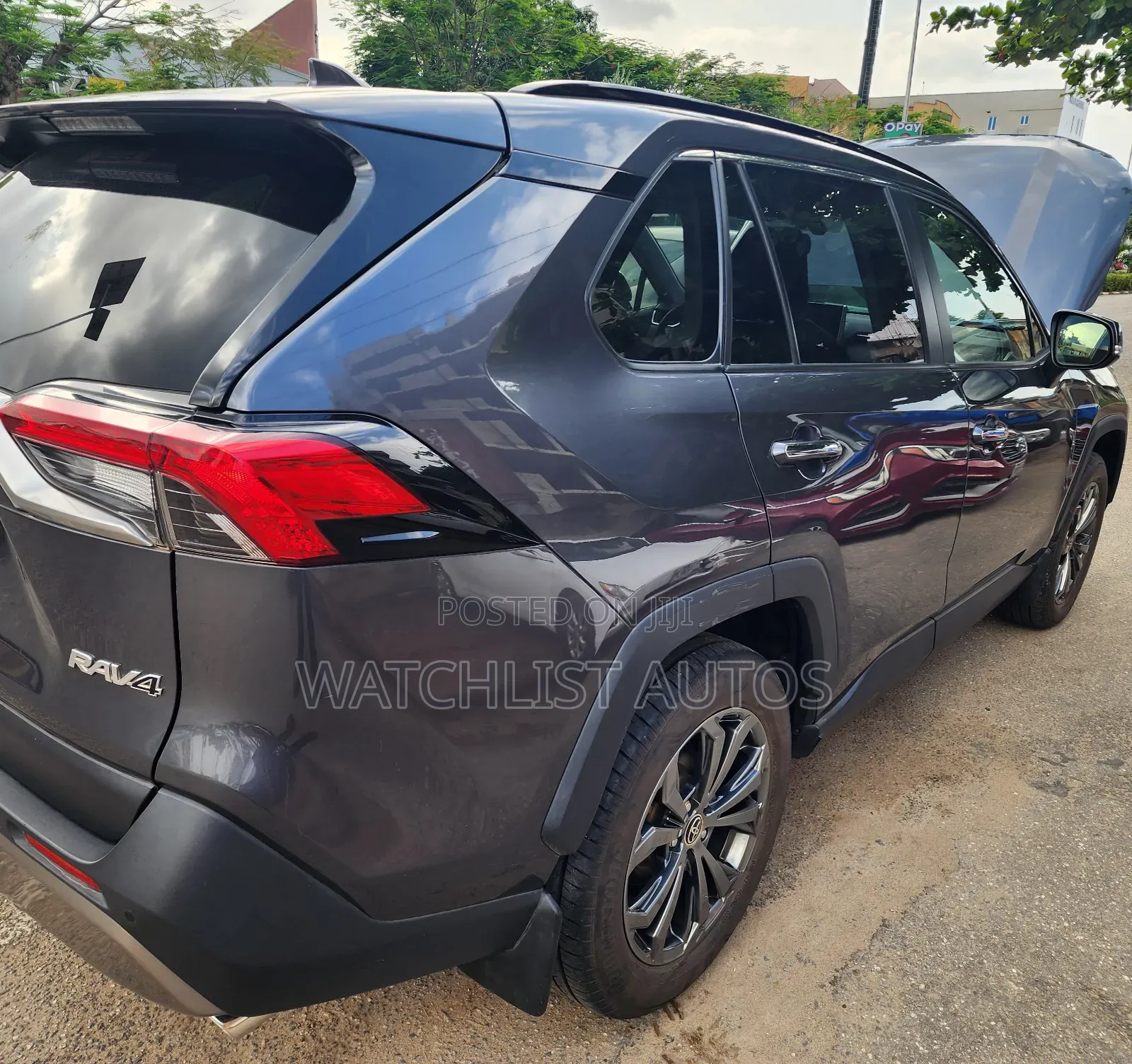 Toyota RAV4 2025 Gray