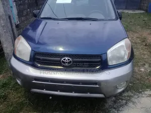 Toyota RAV4 Automatic 2003 Blue