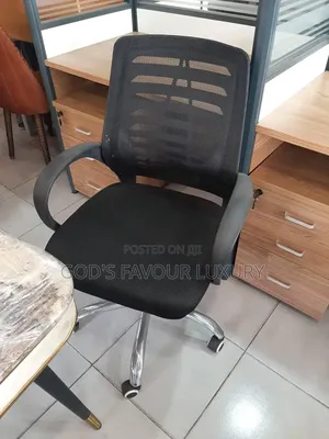 Swivel Office Chair.