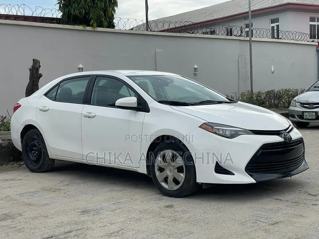 Toyota Corolla 2017 White