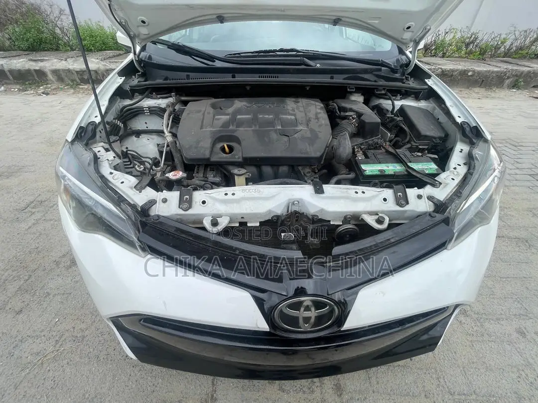 Toyota Corolla 2017 White