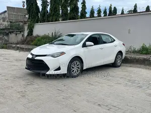 Toyota Corolla 2017 White