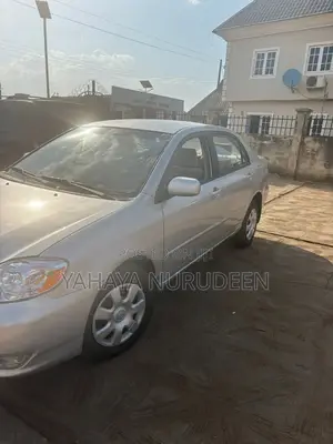 Toyota Corolla Sedan Automatic 2003 Silver