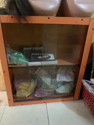 Show Glass