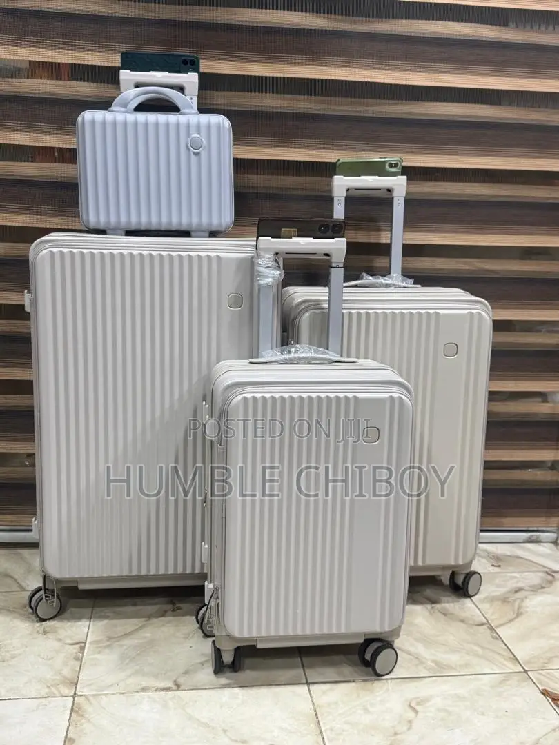 Set by 4 Foreign Luggages