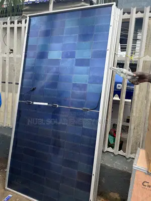 610w Solar World Panel
