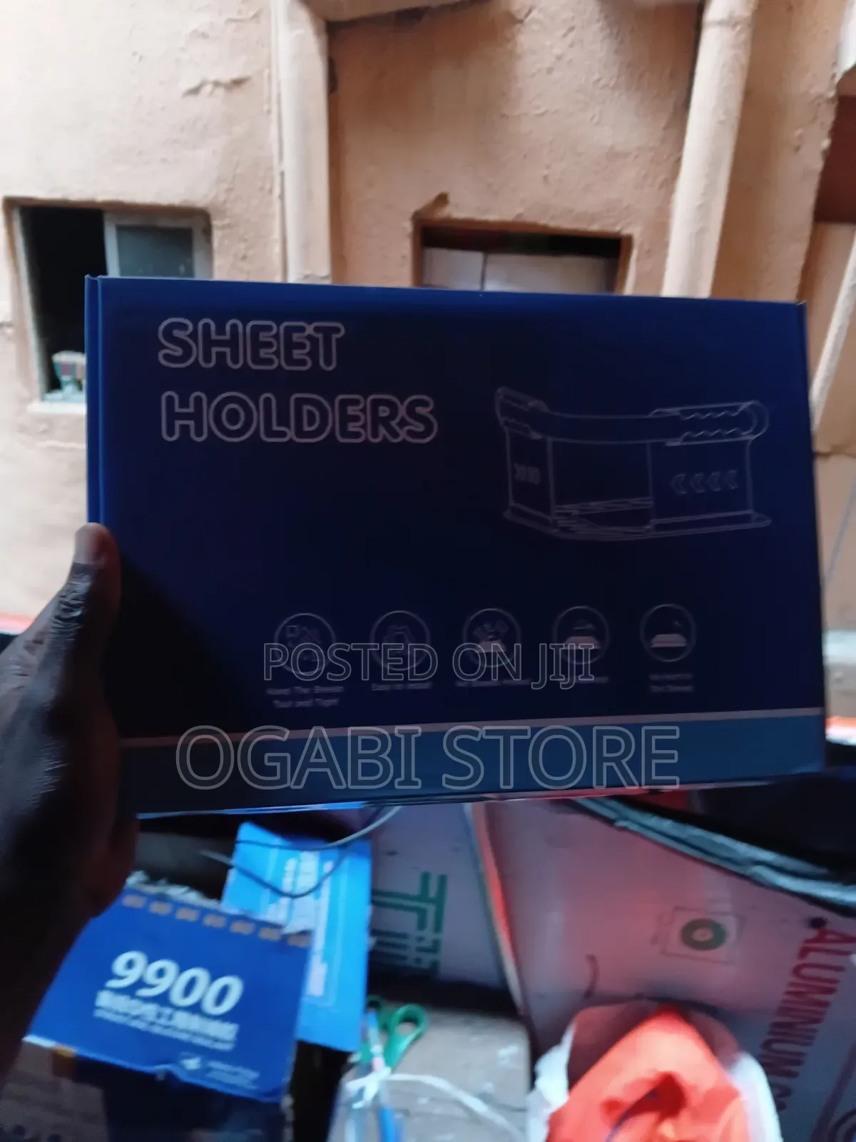 Lock Sheet Holders (4pcs) – Adjustable Bed Sheet Clips