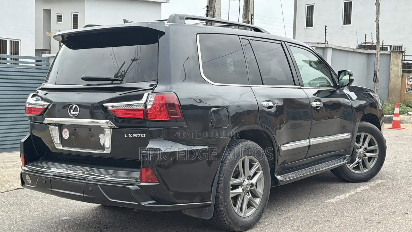 Lexus LX 570 AWD 2013 Black