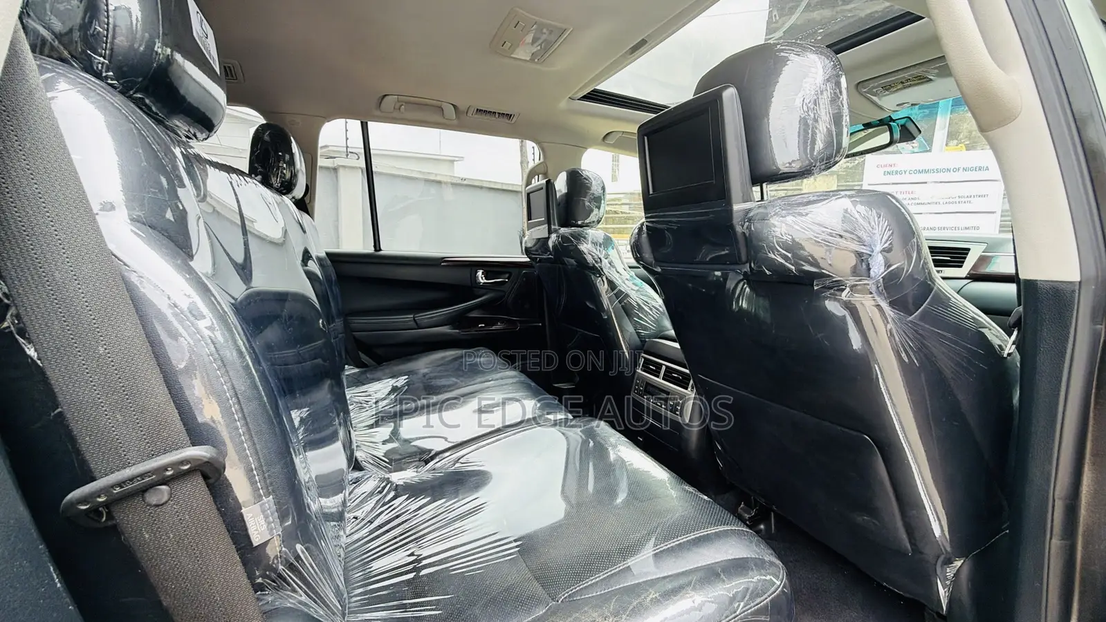 Lexus LX 570 AWD 2013 Black