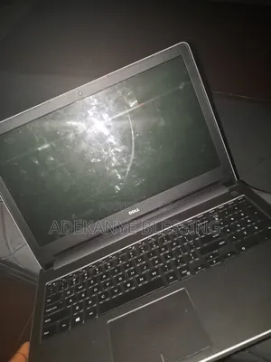 Laptop Dell Inspiron 15 5558 8GB Intel Core i5 SSD 1T