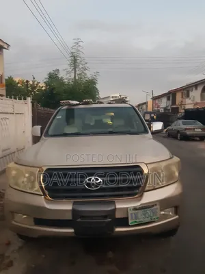 Toyota Land Cruiser 2008 Gold