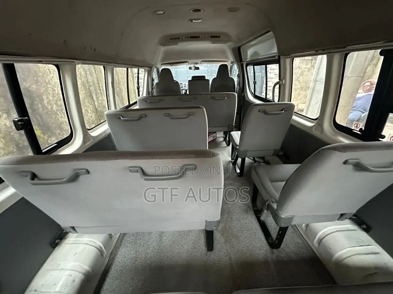 Toyota HiAce 2015 White