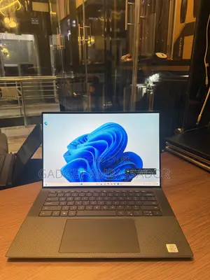 Laptop Dell XPS 15 9510 16GB Intel Core i7 SSD 512GB