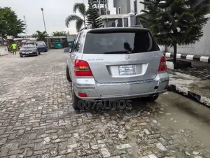 Mercedes-Benz GLK-Class 350 4MATIC 2010 Silver