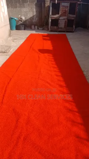 Luxury Red And Green Carpet Grass For Rent (Brand New)