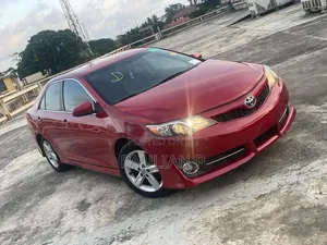 Toyota Camry 2014 Red