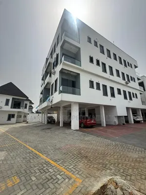 2bdrm Apartment in Chevron for rent
