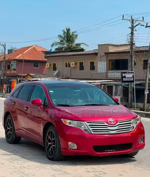 Toyota Venza V6 2010 Red