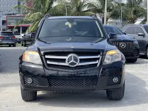 Mercedes-Benz GLK-Class 350 2010 Black