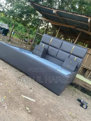 6by6 Bedframe Size