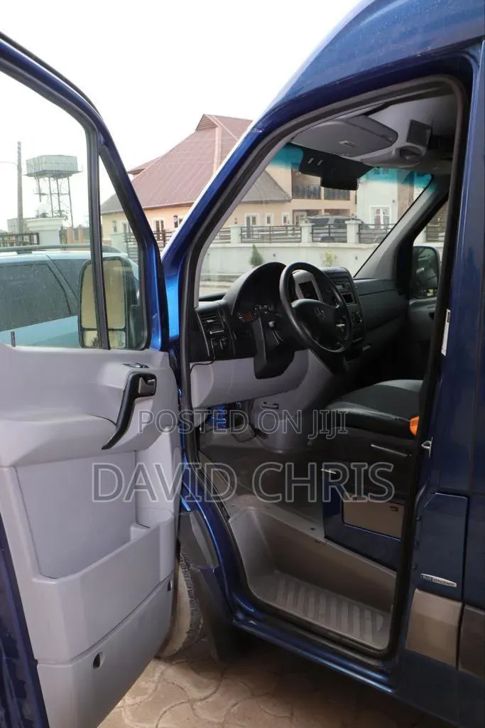 Mercedes-Benz Sprinter 2014 Blue