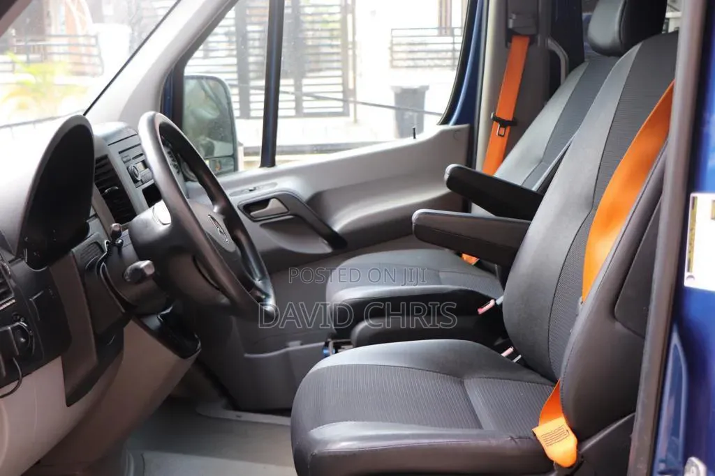 Mercedes-Benz Sprinter 2014 Blue