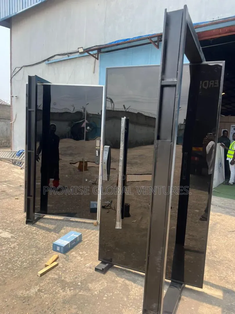 5ft Pivot Door