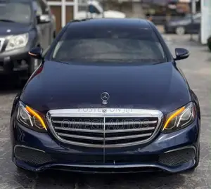 Mercedes-Benz E300 4Matic AWD Sedan (2.0L 4cyl 9A) 2017 Blue