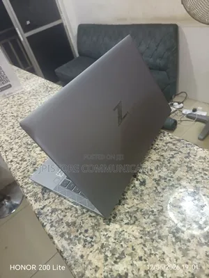 Laptop HP ZBook Firefly G8 8GB Intel Core i5 SSD 256GB