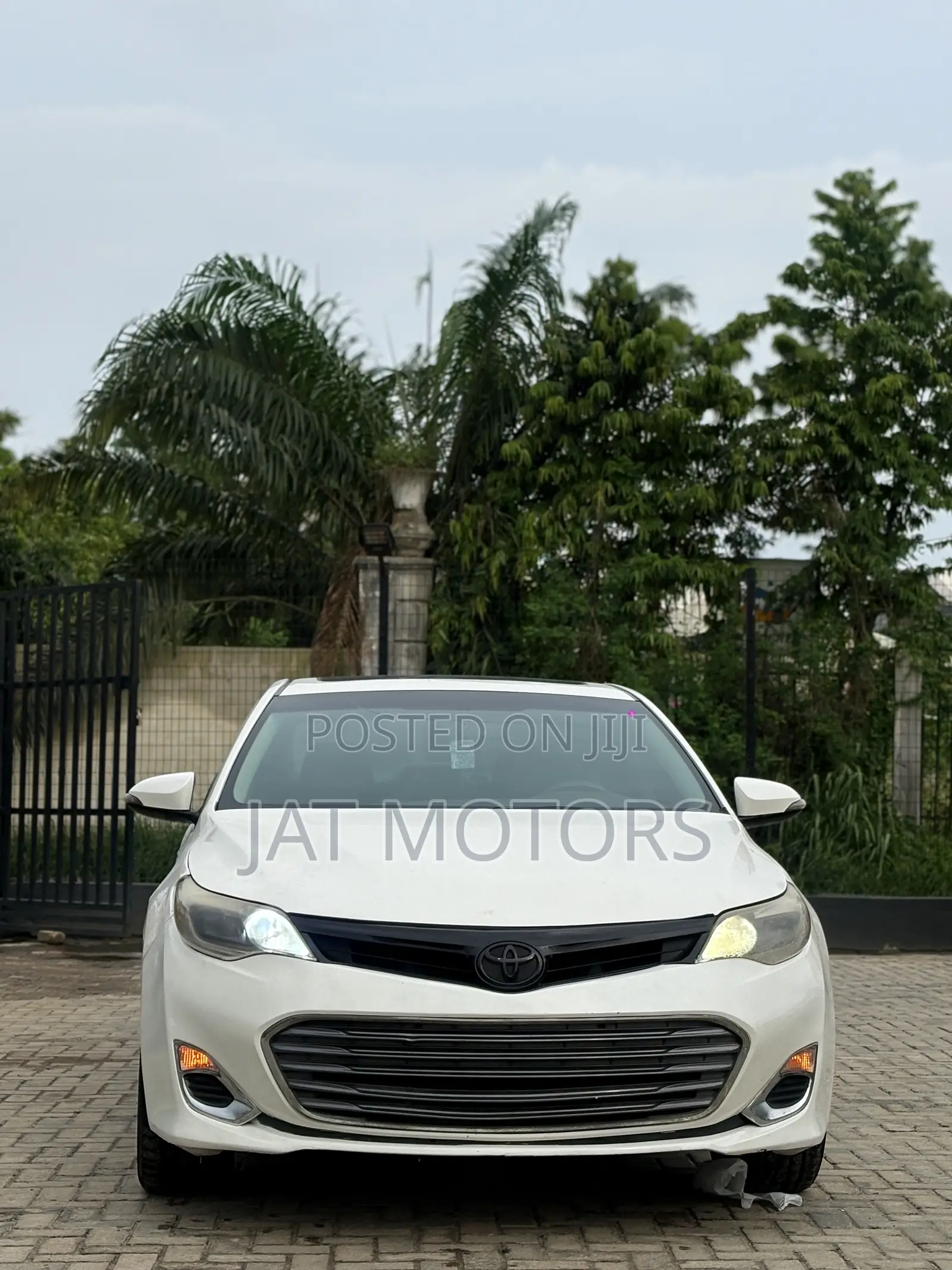 Toyota Avalon 2014 White