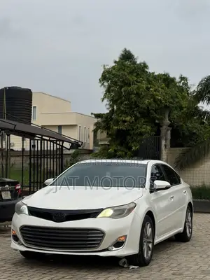 Toyota Avalon 2014 White