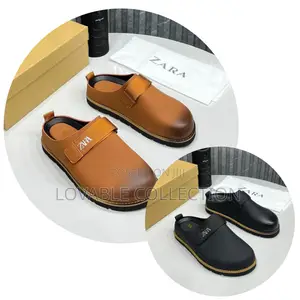 Zara Men’S Minimalist Leather-Look Buckle Strap Mules