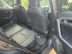 Toyota RAV4 2025 Black