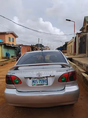 Toyota Corolla 2005 Silver