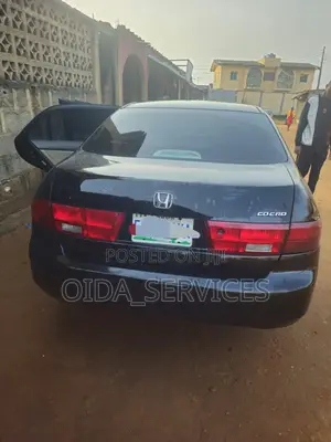 Honda Accord 2005 Black