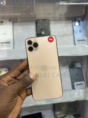 Apple iPhone 11 Pro Max 64 GB Gold