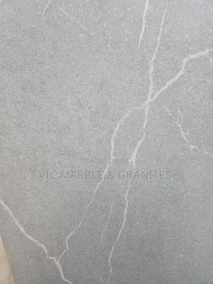 Capri Gris Mate