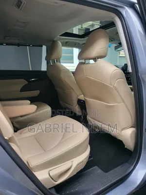 Toyota Highlander 2021 Blue