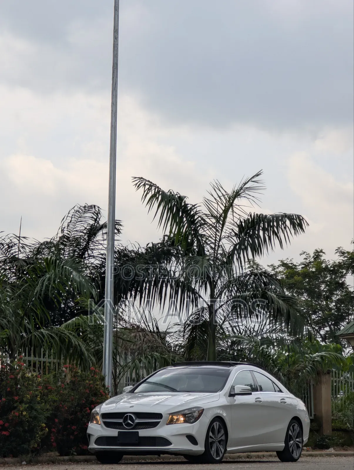 Mercedes-Benz CLA-Class 2019 White