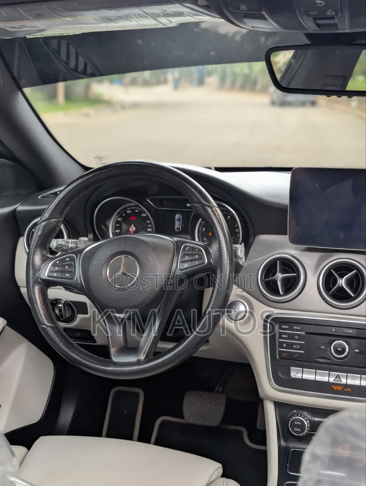 Mercedes-Benz CLA-Class 2019 White