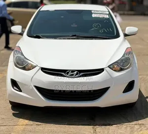 Hyundai Elantra 2013 White