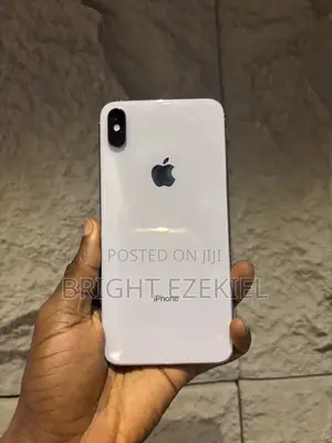 Apple iPhone XS Max 64 GB White