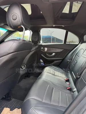 Mercedes-Benz C300 2016 Blue