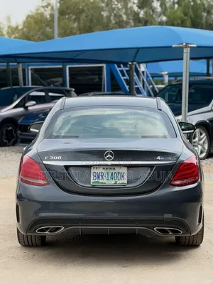 Mercedes-Benz C300 2016 Blue