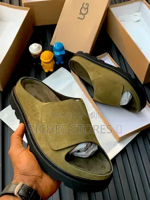 High Quality Suede Ugc Men Slip on Platform Sole Palms