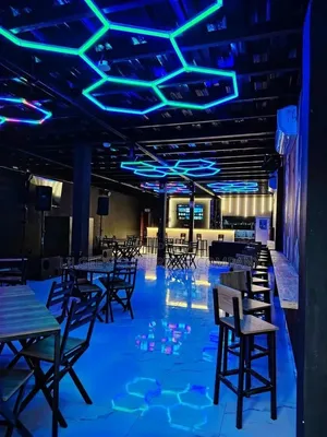 RGB Hexagonal Light for Ur Clubs, Studios,Cinema's, Cafe,Lounge, Etc.